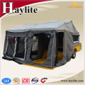Verzinkter Wohnwagen mit Zelt